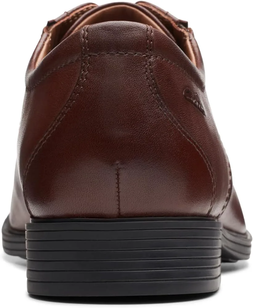 Мужские оксфорды Clarks Whiddon Cap
Мужские оксфорды Clarks Whiddon Cap