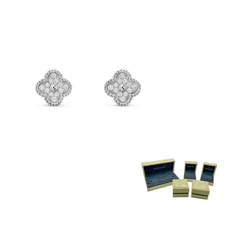 Серьги-гвоздики Alhambra Four Leaf Lucky из каратного золота для женщин Van Cleef & Arpels
Серьги-гвоздики Alhambra Four Leaf Lucky из каратного золота для женщин Van Cleef & Arpels