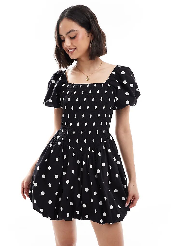Мини-платье Miss Selfridge в черный горошек
Мини-платье Miss Selfridge в черный горошек