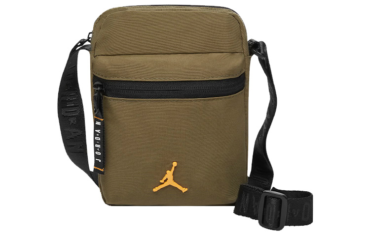 Полиамидная кроссбод сумка через плечо унисекс оливково-зеленый Jordan
Полиамидная кроссбод сумка через плечо унисекс оливково-зеленый Jordan