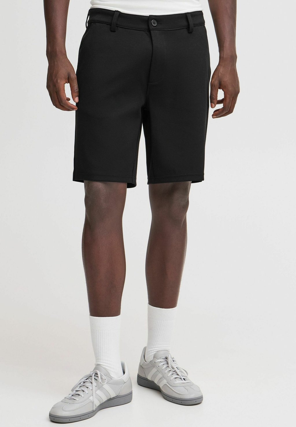 Шорты BHELMER PERFORMANCE Blend, черный
Шорты BHELMER PERFORMANCE Blend, черный