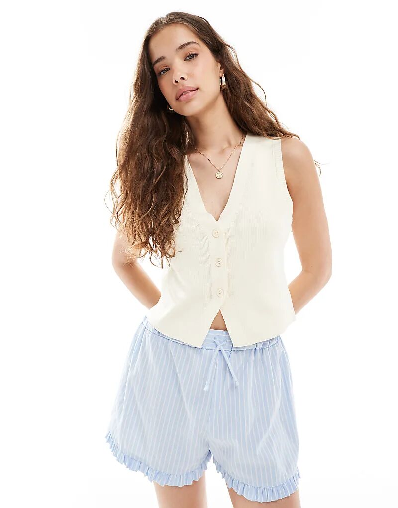 трикотажная майка цвета пахты
трикотажная майка цвета пахты