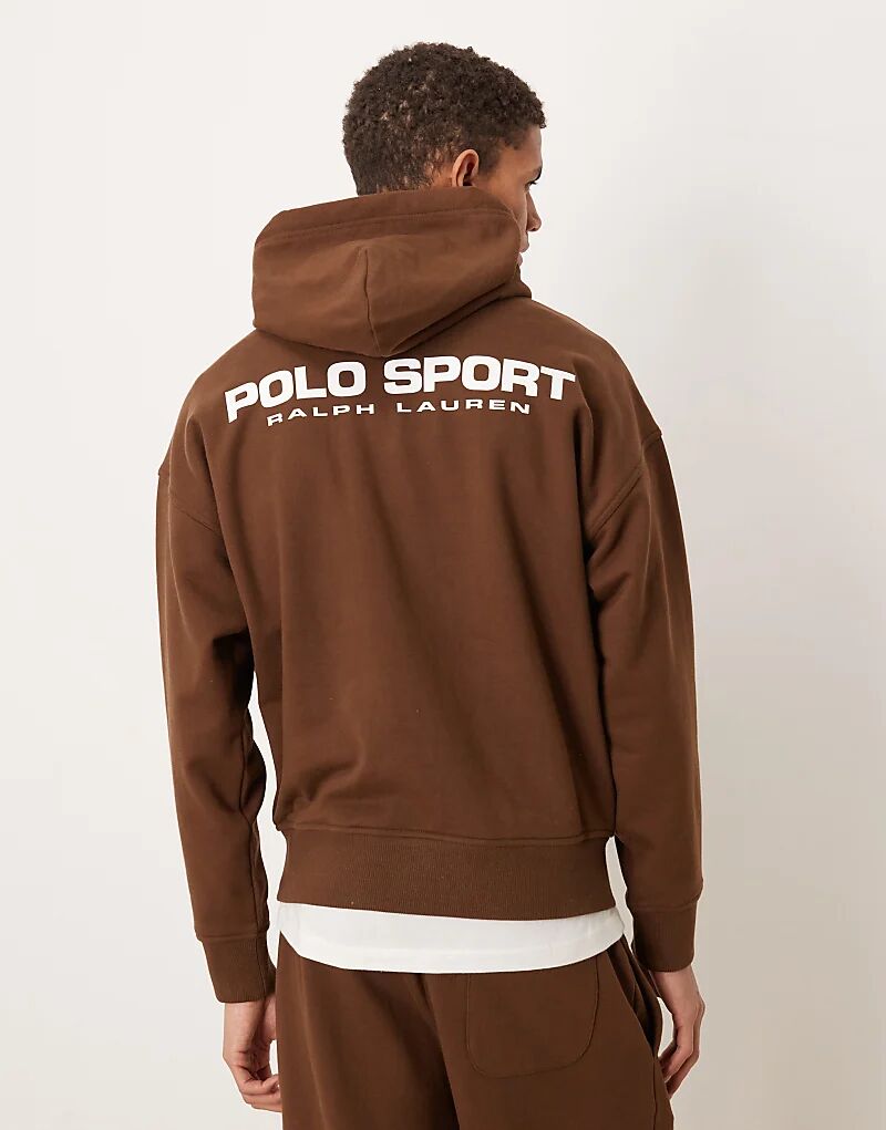 Спортивная толстовка Polo Ralph Lauren Sport свободного кроя с принтом на спине коричневого цвета
Спортивная толстовка Polo Ralph Lauren Sport свободного кроя с принтом на спине коричневого цвета