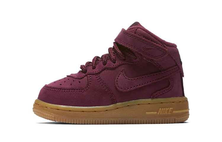 Кроссовки Nike Air Force 1 средней длины для малышей TD
Кроссовки Nike Air Force 1 средней длины для малышей TD