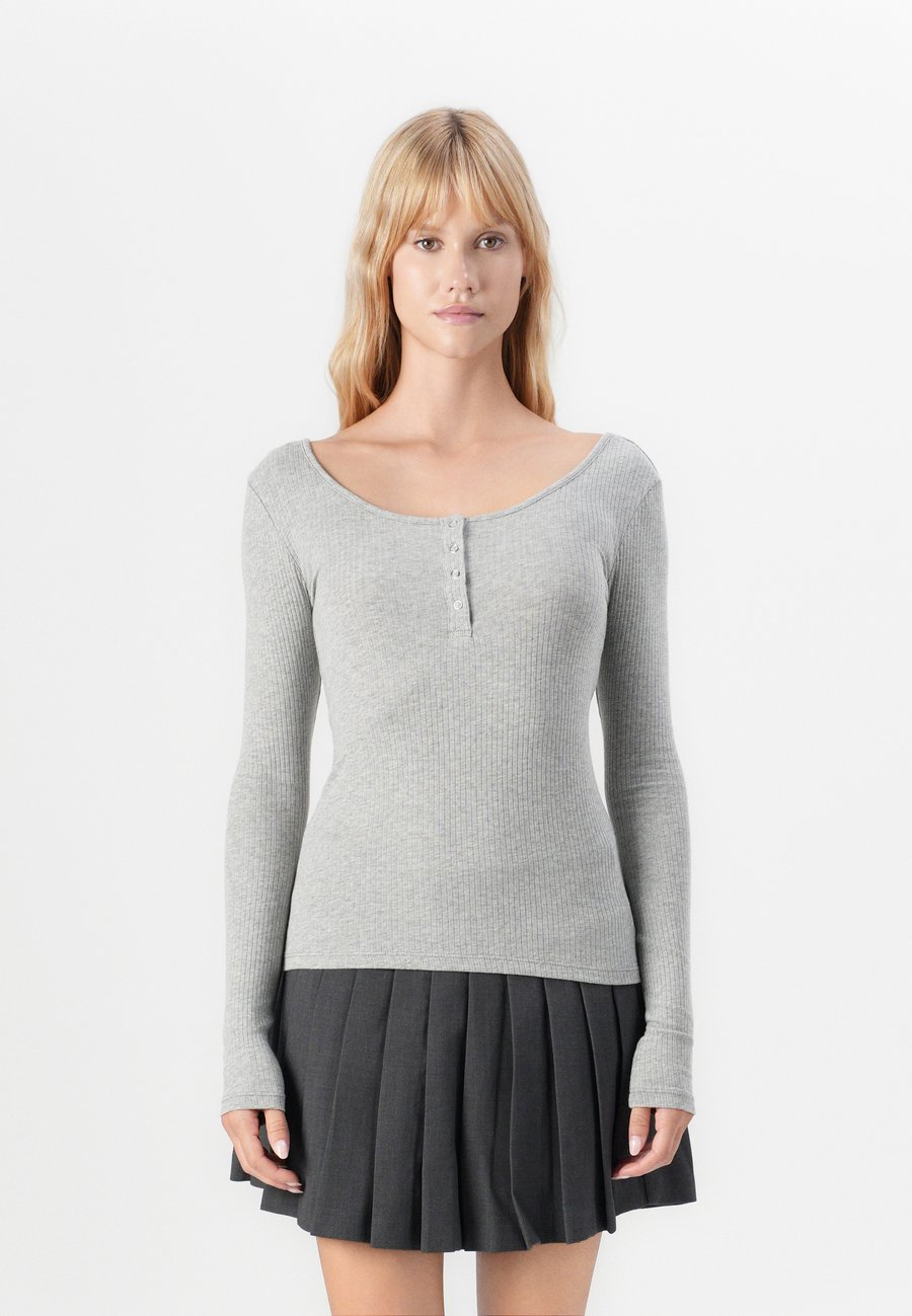 Топ Pieces PCKITTE , Medium Grey Melange/Mottled Grey
Топ Pieces PCKITTE , Medium Grey Melange/Mottled Grey