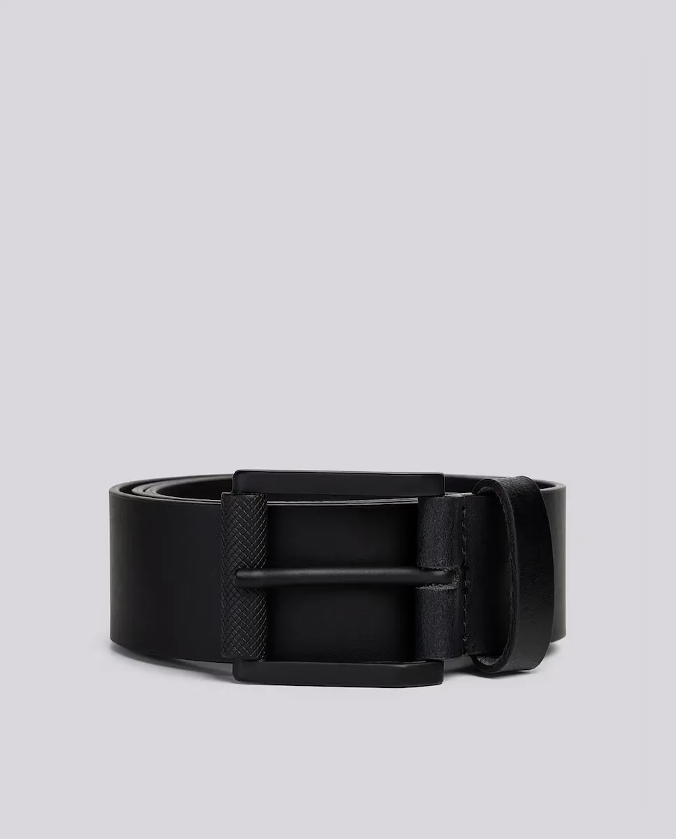 Мужской кожаный ремень с пряжкой Replay, черный
Мужской кожаный ремень с пряжкой Replay, черный