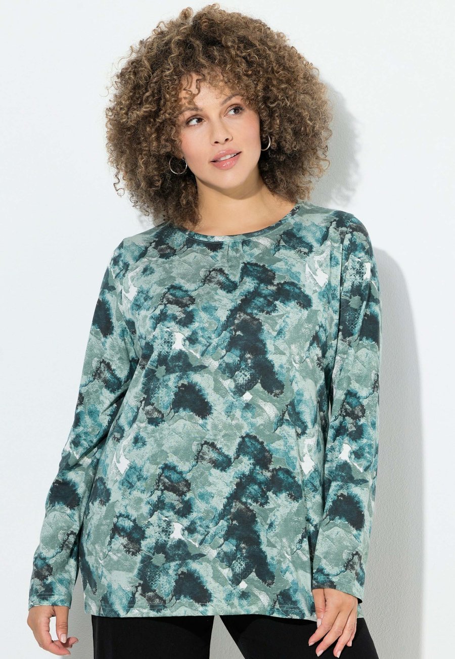 Топ Ulla Popken Long sleeved top, Petrol Green/Teal
Топ Ulla Popken Long sleeved top, Petrol Green/Teal