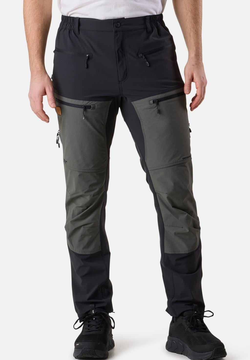 Брюки для активного отдыха LOFOTEN Swedemount, черный
Брюки для активного отдыха LOFOTEN Swedemount, черный