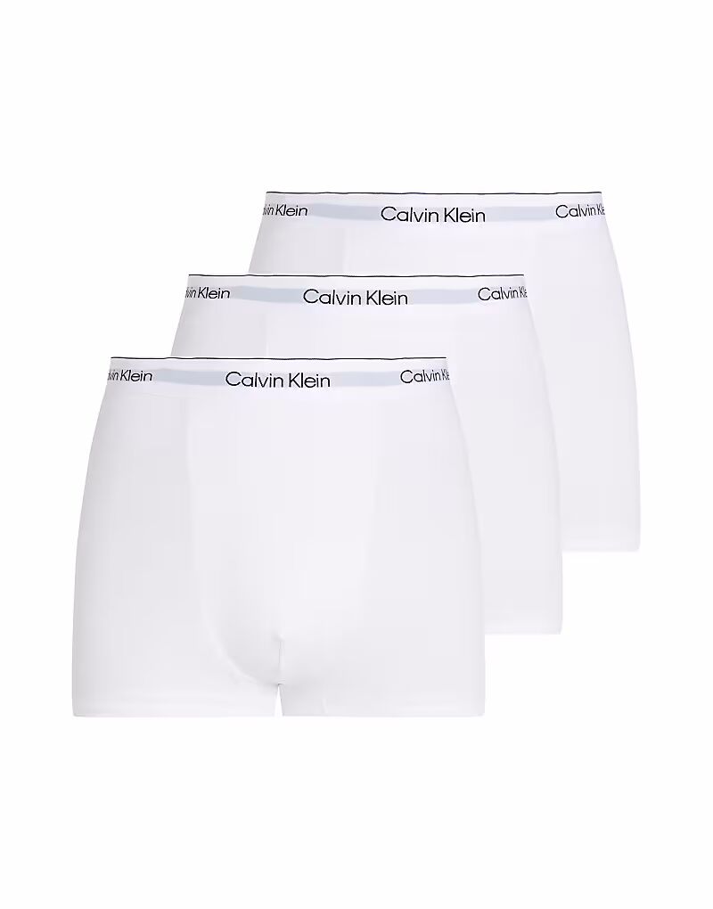 Упаковка из 3-х чемоданов-боксеров Calvin Klein Icon Cotton Stretch белого цвета с вытачками
Упаковка из 3-х чемоданов-боксеров Calvin Klein Icon Cotton Stretch белого цвета с вытачками