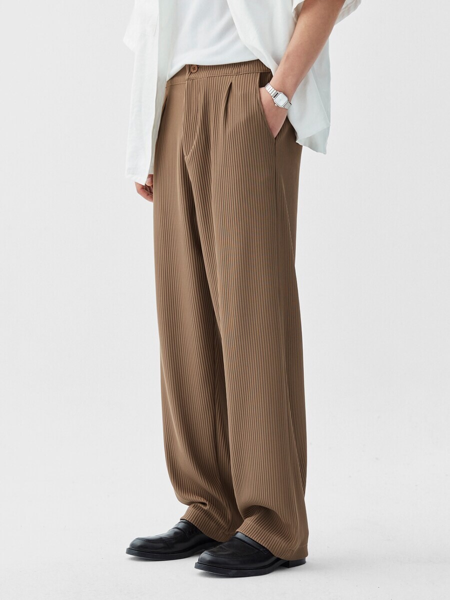 Тканевые брюки VAMOS CLO Loose fit Pants Tampa, темно-бежевый
Тканевые брюки VAMOS CLO Loose fit Pants Tampa, темно-бежевый