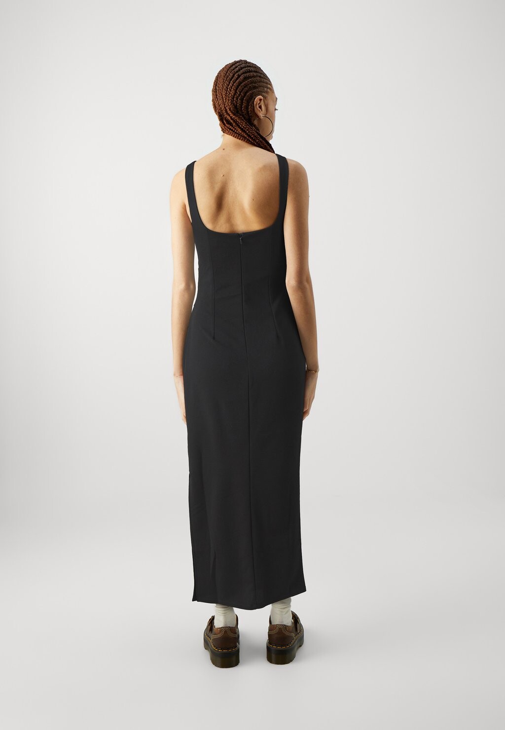 Платье прямого кроя Even&Odd, черное
Платье прямого кроя Even&Odd, черное