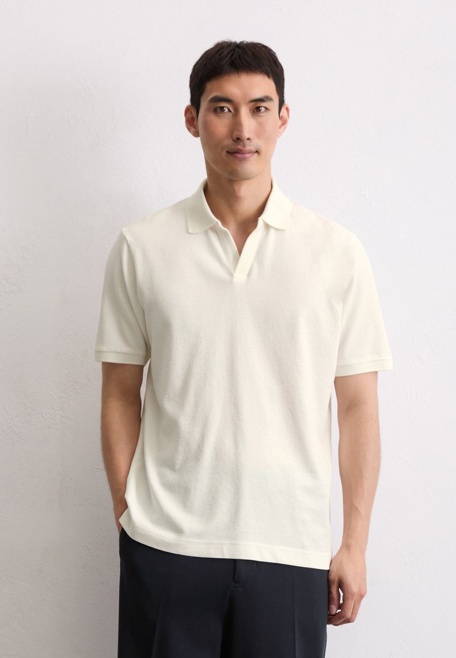 Поло Marc O'Polo REGULAR, Egg White/Off-White, Белый, Поло Marc O'Polo REGULAR, Egg White/Off-White
Поло Marc O'Polo REGULAR, Egg White/Off-White, Белый, Поло Marc O'Polo REGULAR, Egg White/Off-White