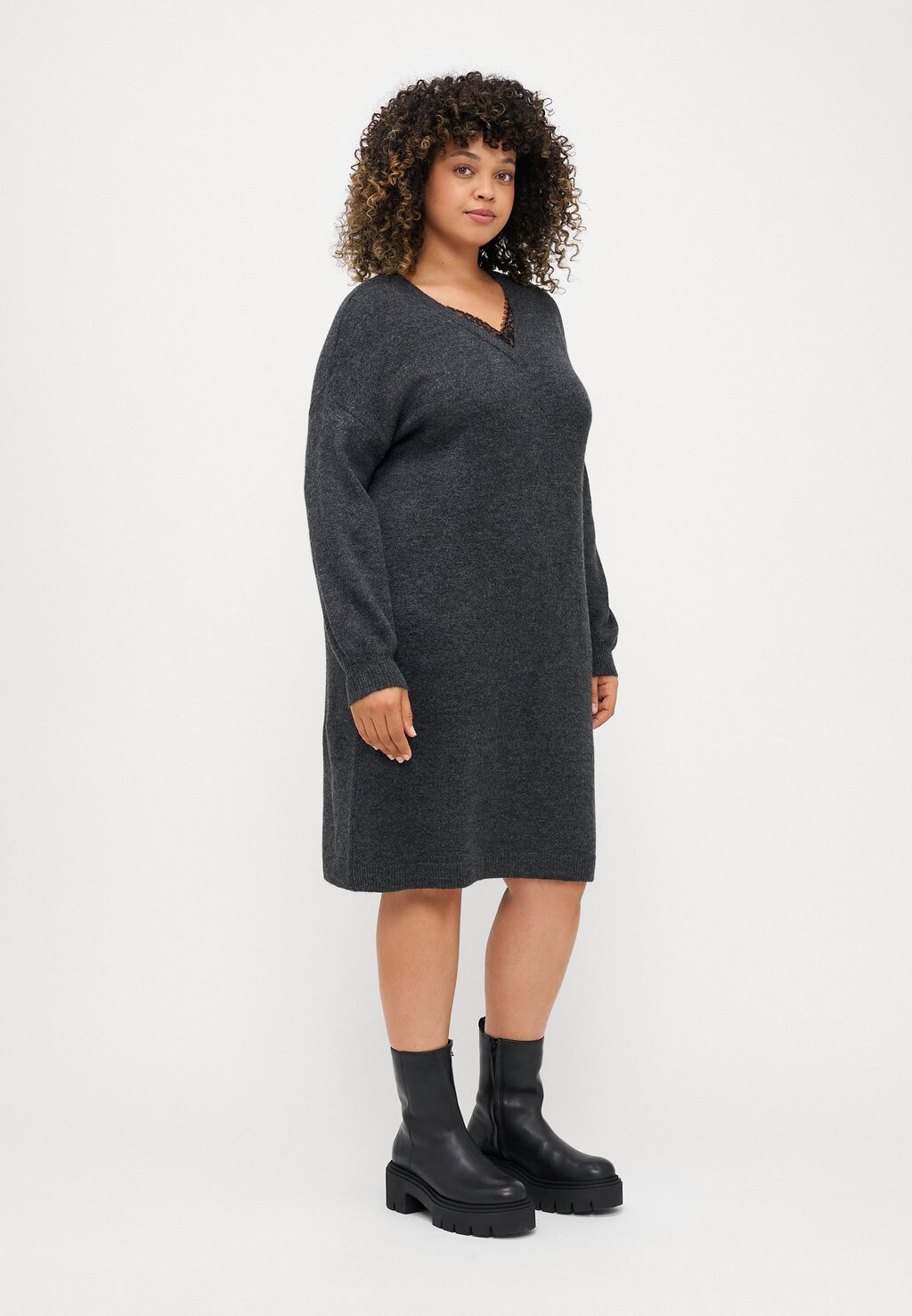 Платье-джемпер CARMANIFESTA DRESS ONLY Carmakoma, темно-серый
Платье-джемпер CARMANIFESTA DRESS ONLY Carmakoma, темно-серый