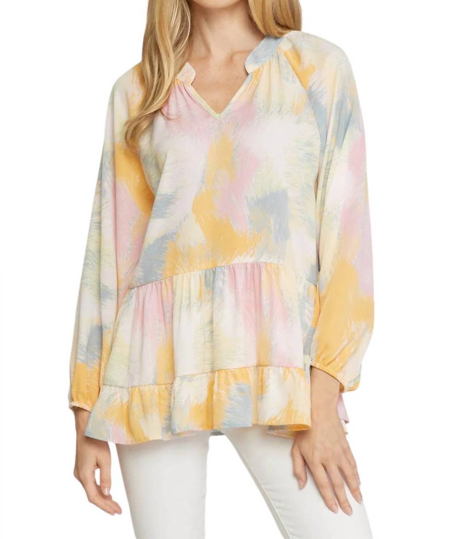 Многоярусный топ с V-образным вырезом розово-голубого цвета entro
Многоярусный топ с V-образным вырезом розово-голубого цвета entro