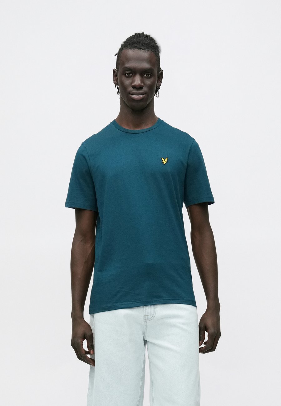 Футболка Lyle & Scott PLAIN, Rich Teal/Teal
Футболка Lyle & Scott PLAIN, Rich Teal/Teal