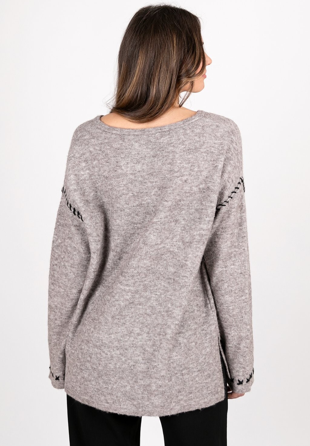 Джемпер BIG BEAR Grace, серо-коричневый
Джемпер BIG BEAR Grace, серо-коричневый