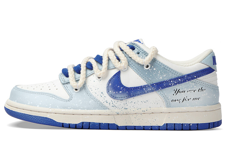 Кроссовки Nike Dunk Skateboarding Shoes Women's Low-top White/Royal Blue/Fern Green, синий/белый
Кроссовки Nike Dunk Skateboarding Shoes Women's Low-top White/Royal Blue/Fern Green, синий/белый