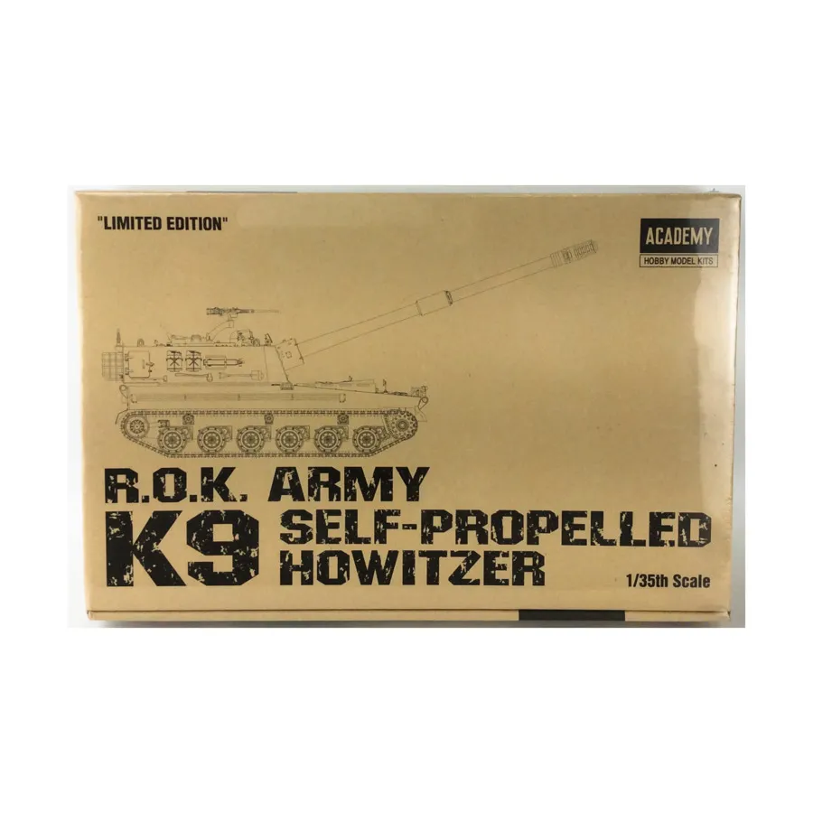 Р.О.К. Армейская самоходная гаубица К9 (ограниченная серия), Military Model Kits (1:35) (Academy Hobby)
Р.О.К. Армейская самоходная гаубица К9 (ограниченная серия), Military Model Kits (1:35) (Academy Hobby)