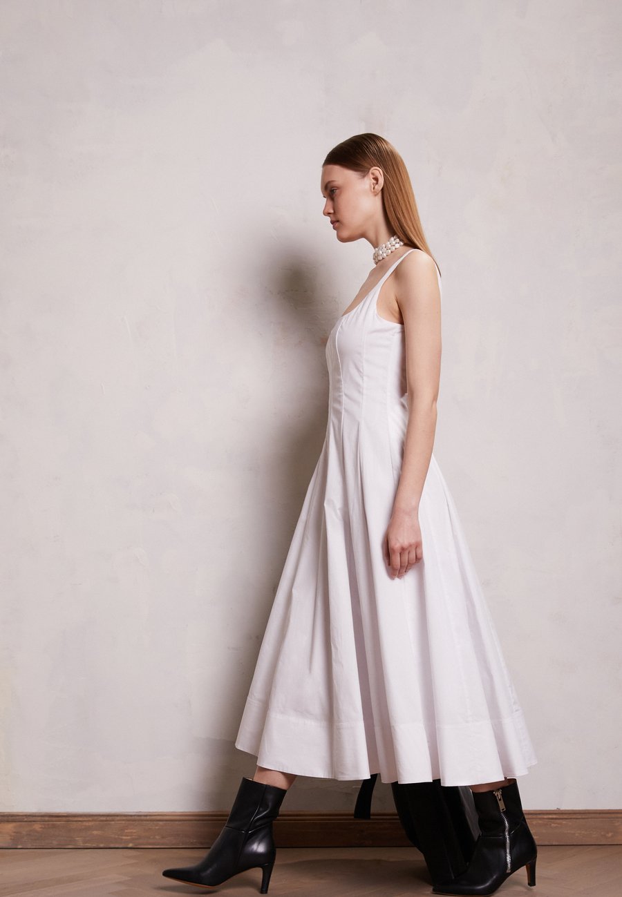 Платье STAUD WELLS DRESS, White
Платье STAUD WELLS DRESS, White