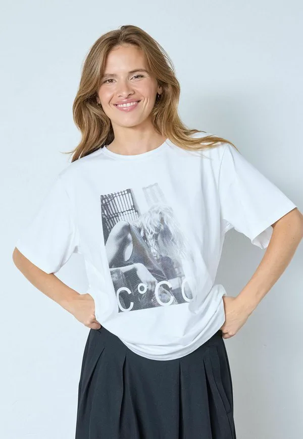 Футболка с принтом Co'Couture, White, Белый, Футболка с принтом Co'Couture, White
Футболка с принтом Co'Couture, White, Белый, Футболка с принтом Co'Couture, White