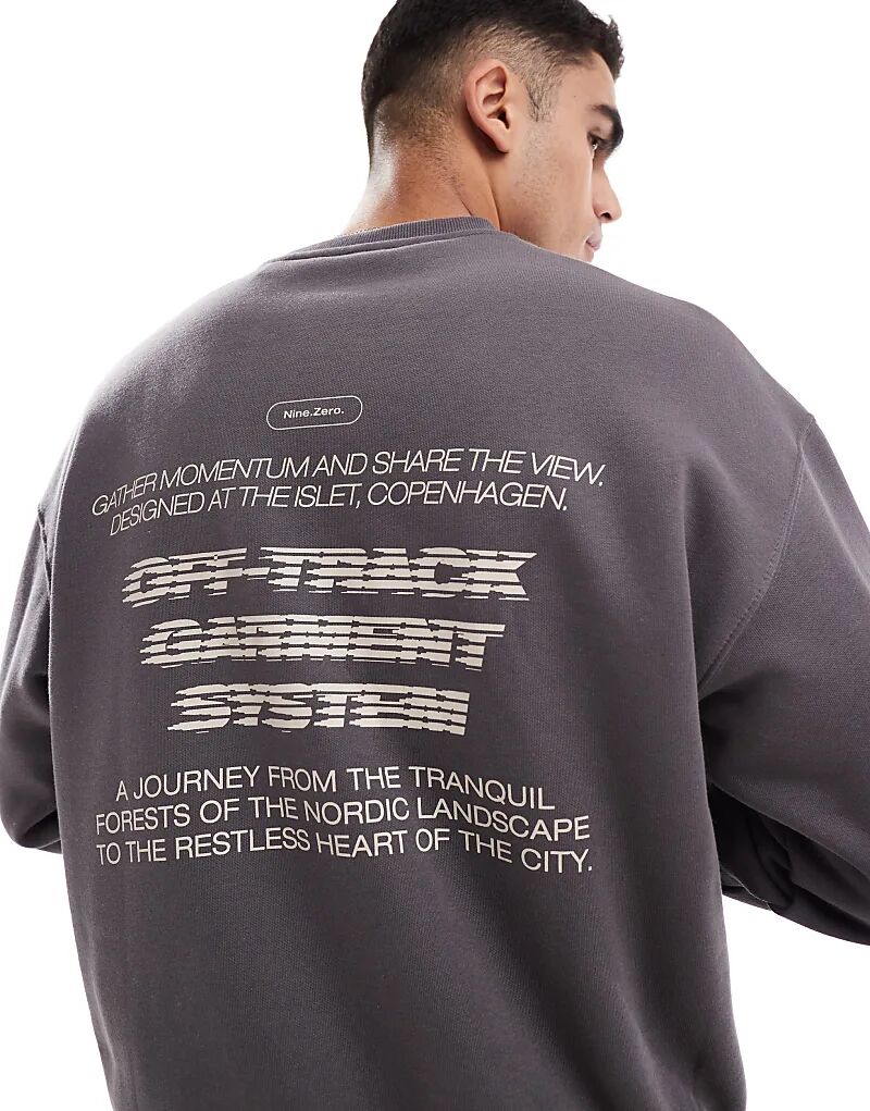 Толстовка с круглым вырезом и принтом на спине, темно-серого цвета Jack & Jones
Толстовка с круглым вырезом и принтом на спине, темно-серого цвета Jack & Jones