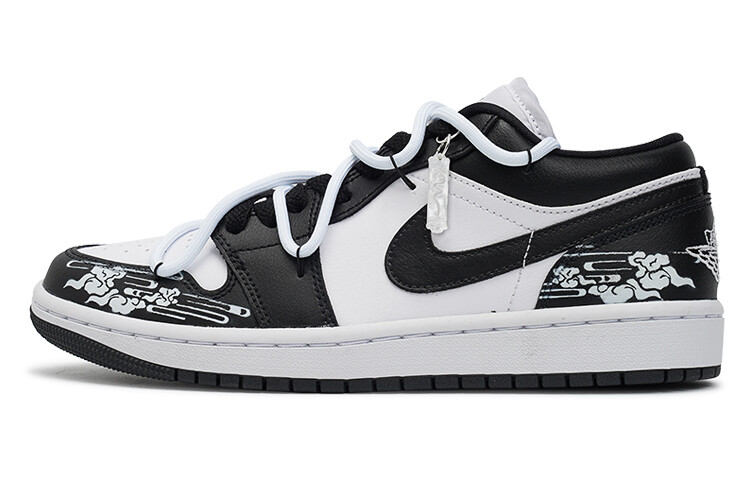 Кроссовки Air Jordan 1 Vintage Basketball Shoes Unisex Low-top White, черный/белый
Кроссовки Air Jordan 1 Vintage Basketball Shoes Unisex Low-top White, черный/белый
