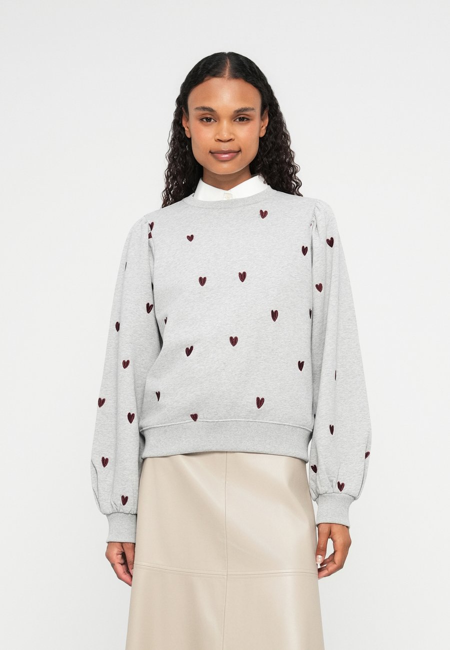 Толстовка Fabienne Chapot Sweatshirt, Grey Melange/Light Grey, Серый, Толстовка Fabienne Chapot Sweatshirt, Grey Melange/Light Grey
Толстовка Fabienne Chapot Sweatshirt, Grey Melange/Light Grey, Серый, Толстовка Fabienne Chapot Sweatshirt, Grey Melange/Light Grey