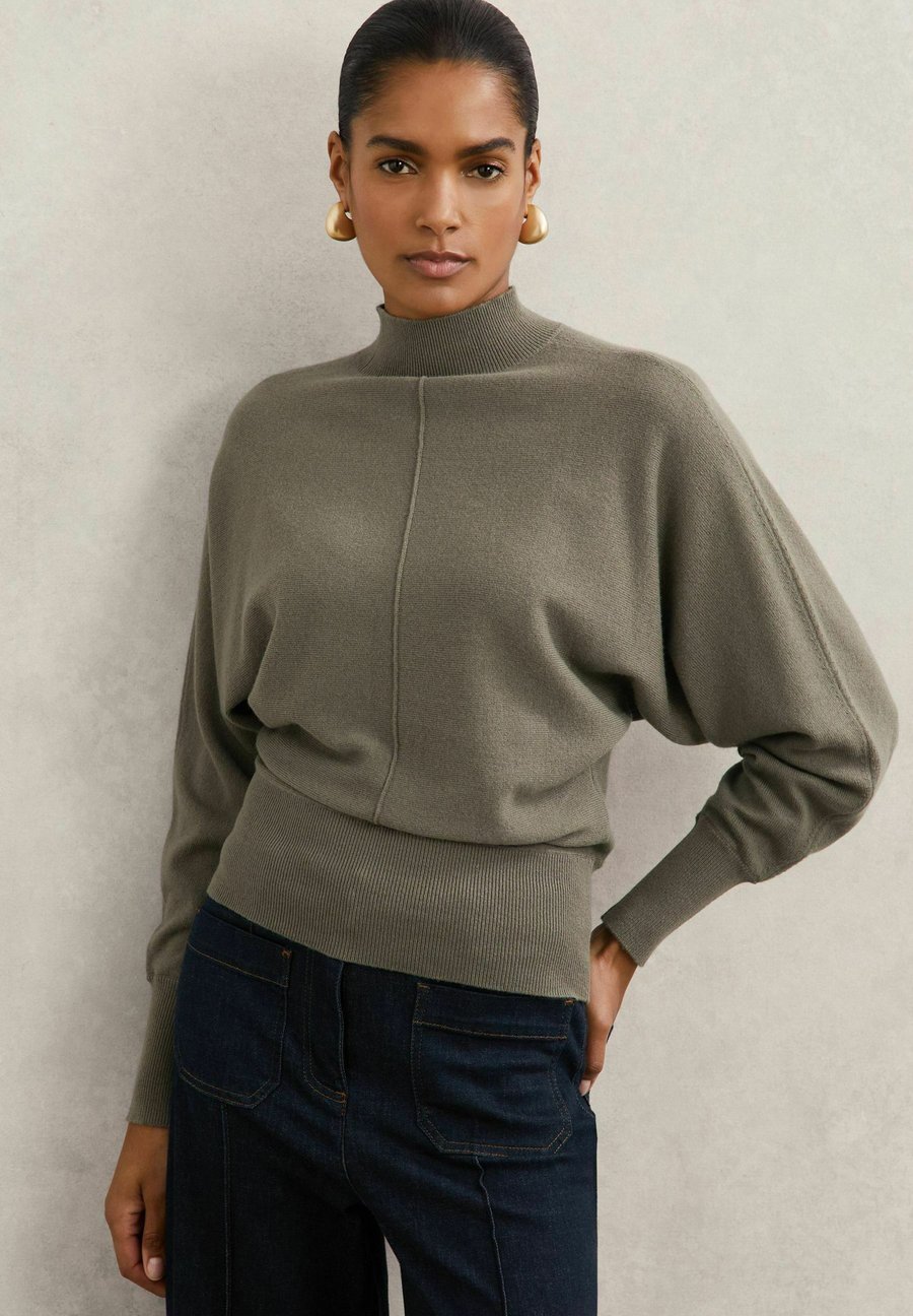 Джемпер Reiss SUSIE FUNNEL-NECK BATWING, Sage Green/Green
Джемпер Reiss SUSIE FUNNEL-NECK BATWING, Sage Green/Green