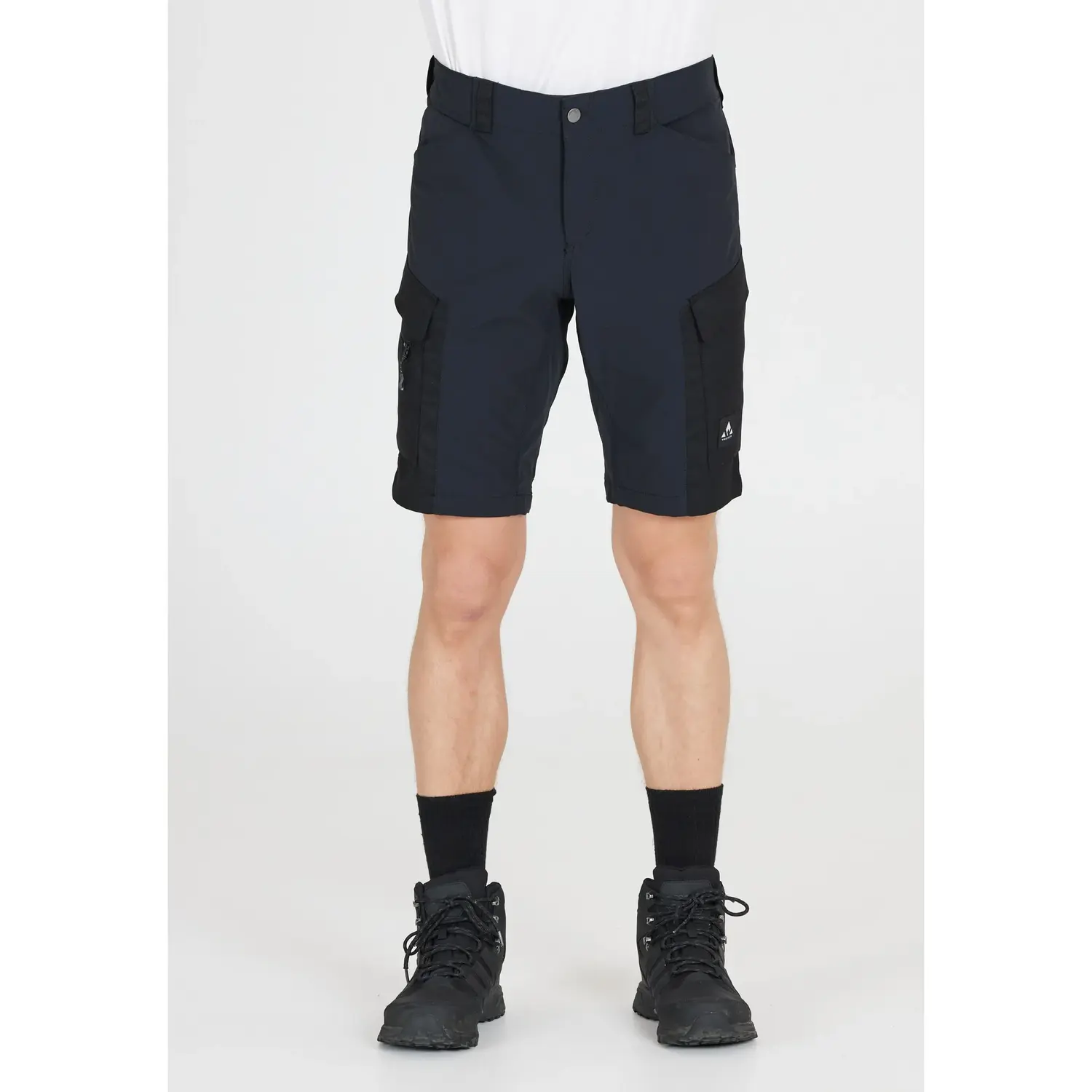 Шорты WHISTLER "ROMMY" из дышащего материала, черный
Шорты WHISTLER "ROMMY" из дышащего материала, черный