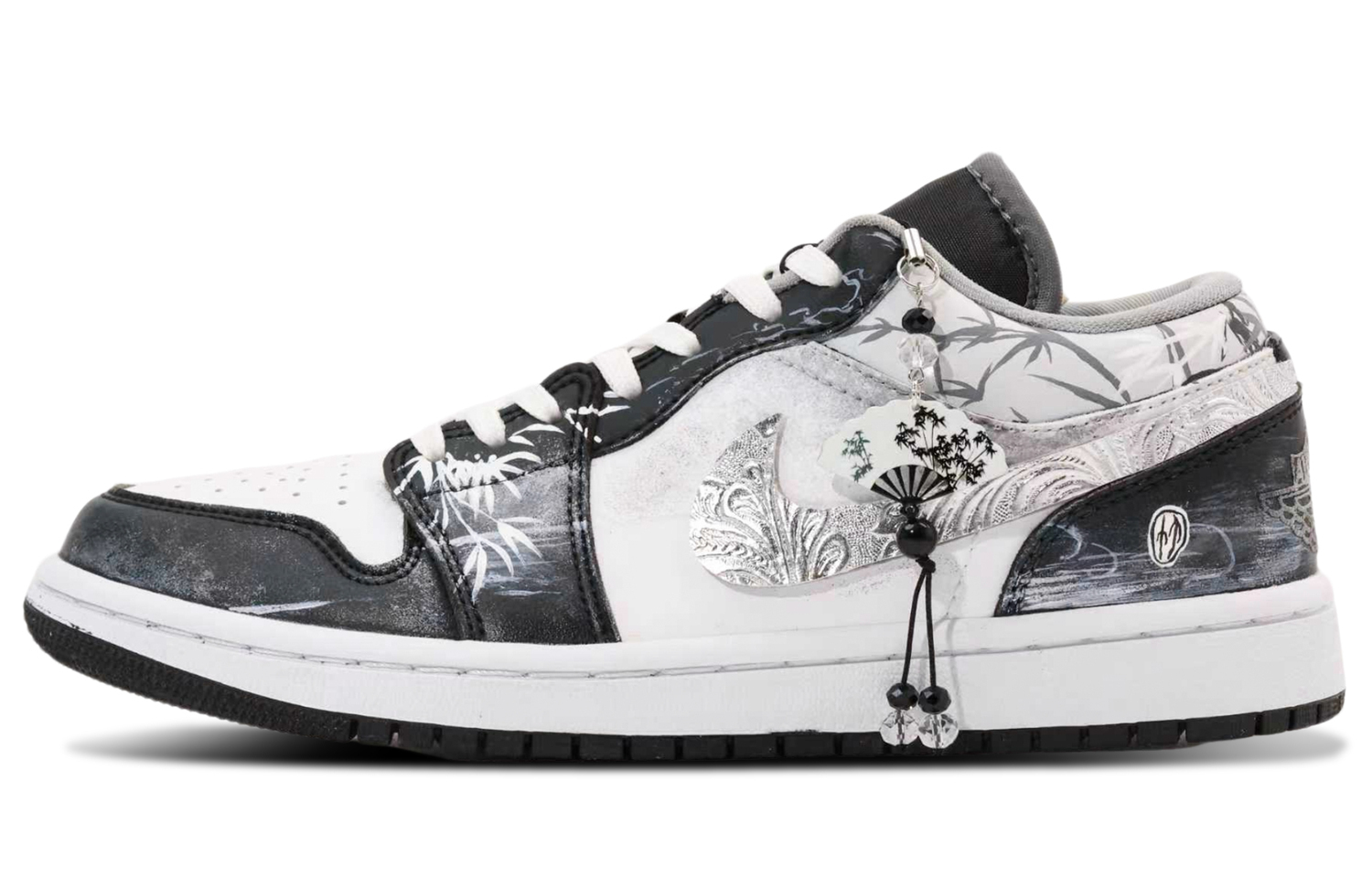 Jordan Винтажные баскетбольные кроссовки Air 1, унисекс, черный с белым
Jordan Винтажные баскетбольные кроссовки Air 1, унисекс, черный с белым