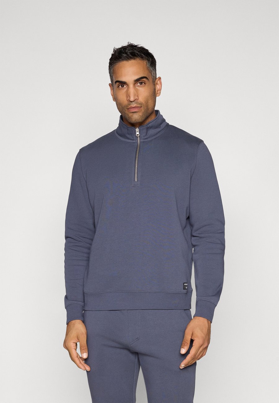 Толстовка Björn Borg CENTRE HALF ZIP, Odyssey Gray/Blue-Grey
Толстовка Björn Borg CENTRE HALF ZIP, Odyssey Gray/Blue-Grey