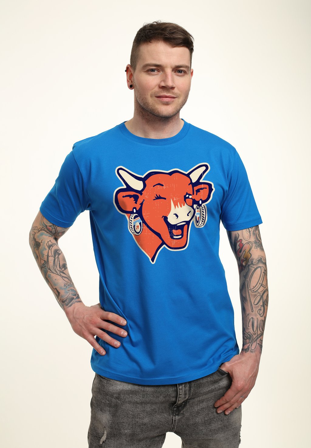 Футболка с принтом THE LAUGHING COW WINKING LOGO Henry Tiger, цвет Royal Blue
Футболка с принтом THE LAUGHING COW WINKING LOGO Henry Tiger, цвет Royal Blue