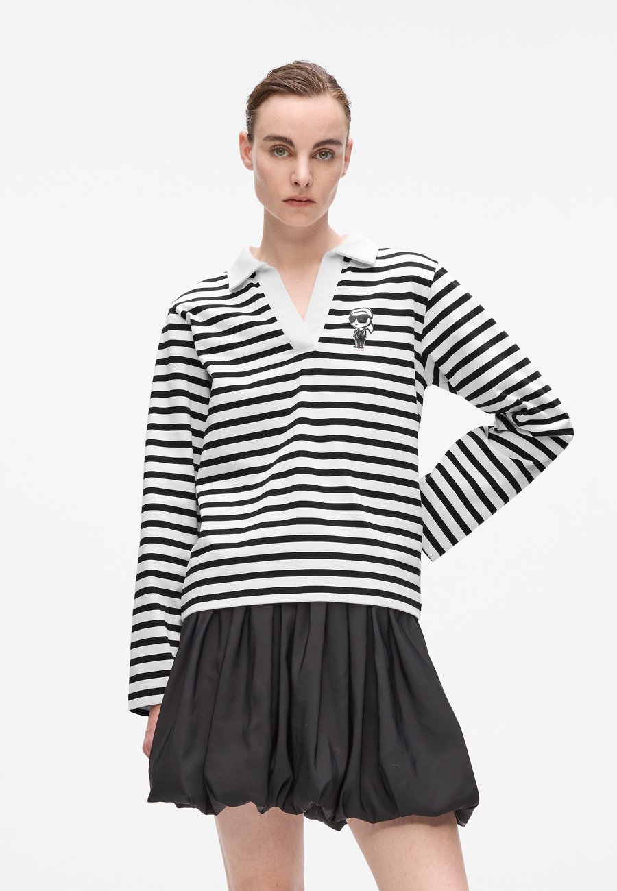 Поло KARL LAGERFELD IKON STRIPED, Black Cannoli/Cream Stripe/Black
Поло KARL LAGERFELD IKON STRIPED, Black Cannoli/Cream Stripe/Black