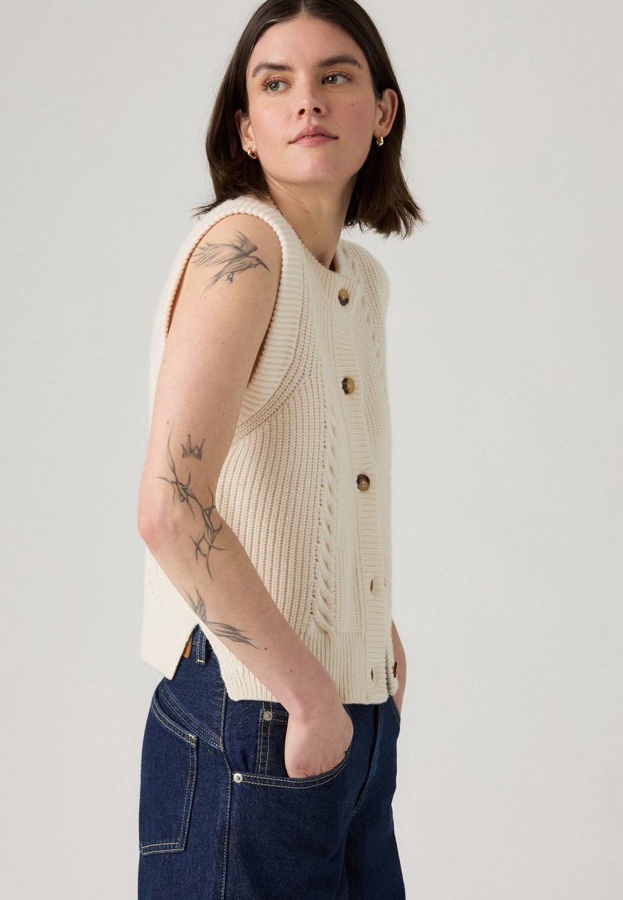 Кардиган Levi's INES , Whisper White/Off-White
Кардиган Levi's INES , Whisper White/Off-White