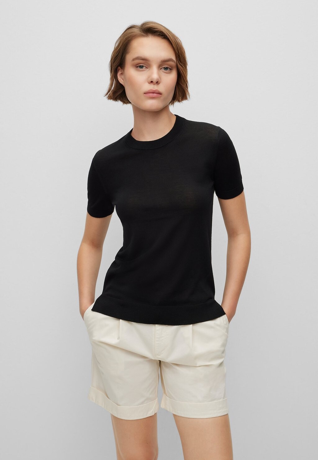 Базовая футболка BOSS, черный
Базовая футболка BOSS, черный