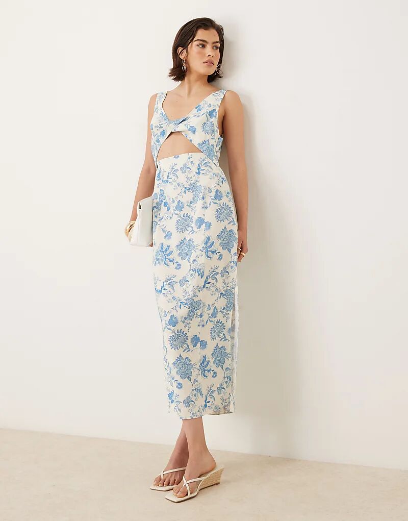 Платье миди ASOS DESIGN с вырезами, бретельками и цветочным принтом
Платье миди ASOS DESIGN с вырезами, бретельками и цветочным принтом