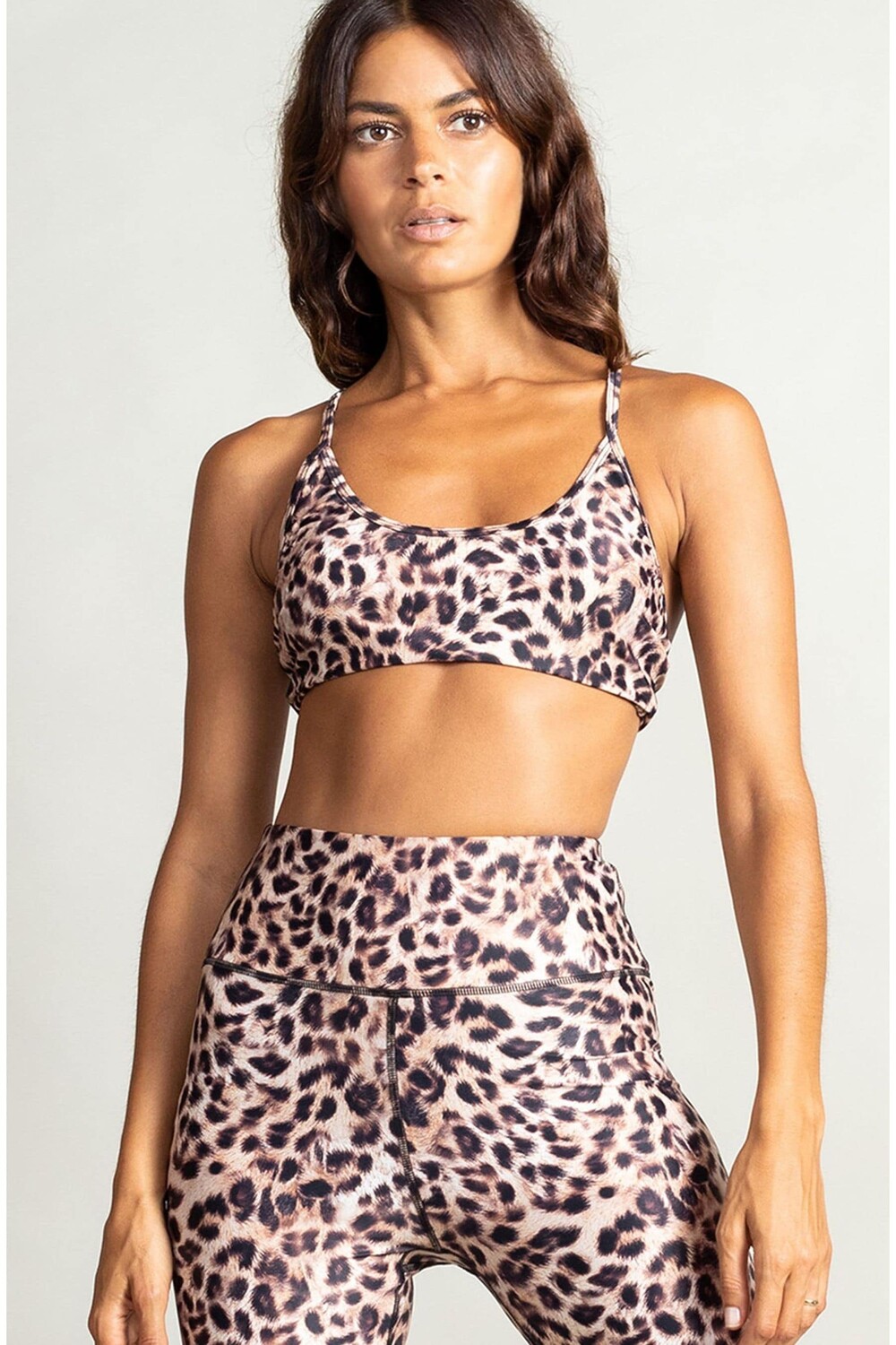 Укороченный бюстгальтер для тай-йоги Dancing Leopard, мультиколор
Укороченный бюстгальтер для тай-йоги Dancing Leopard, мультиколор