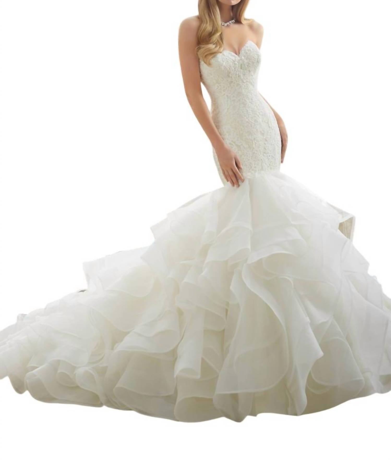 Платье цвета слоновой кости с кружевом «Алансон» и воланами Morilee, слоновая кость
Платье цвета слоновой кости с кружевом «Алансон» и воланами Morilee, слоновая кость