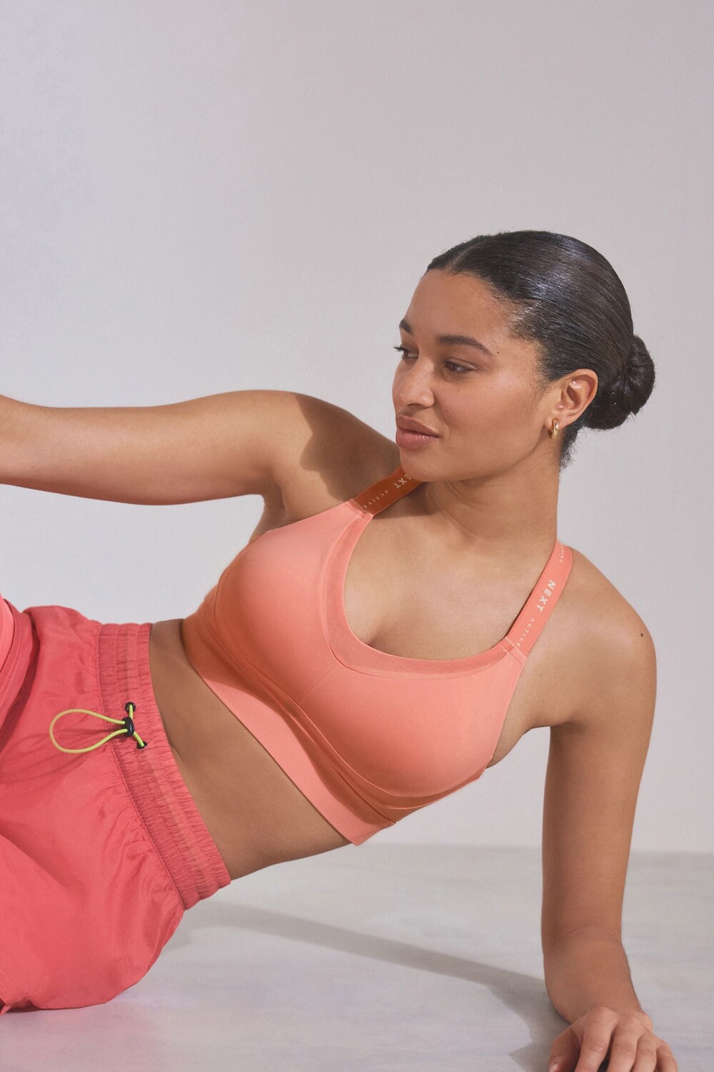 Активный ударопрочный спортивный бюстгальтер Next, розовый
Активный ударопрочный спортивный бюстгальтер Next, розовый