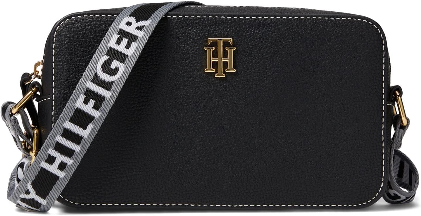 Женская сумка через плечо Tommy Hilfiger Gina Ii Camera Pebble Pvc, Black
Женская сумка через плечо Tommy Hilfiger Gina Ii Camera Pebble Pvc, Black