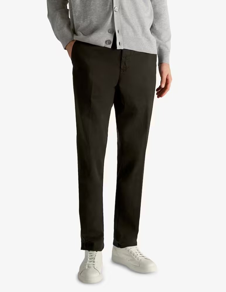 Брюки Incotex Slim fit из сертифицированного эластичного габардина Slowear, черный
Брюки Incotex Slim fit из сертифицированного эластичного габардина Slowear, черный