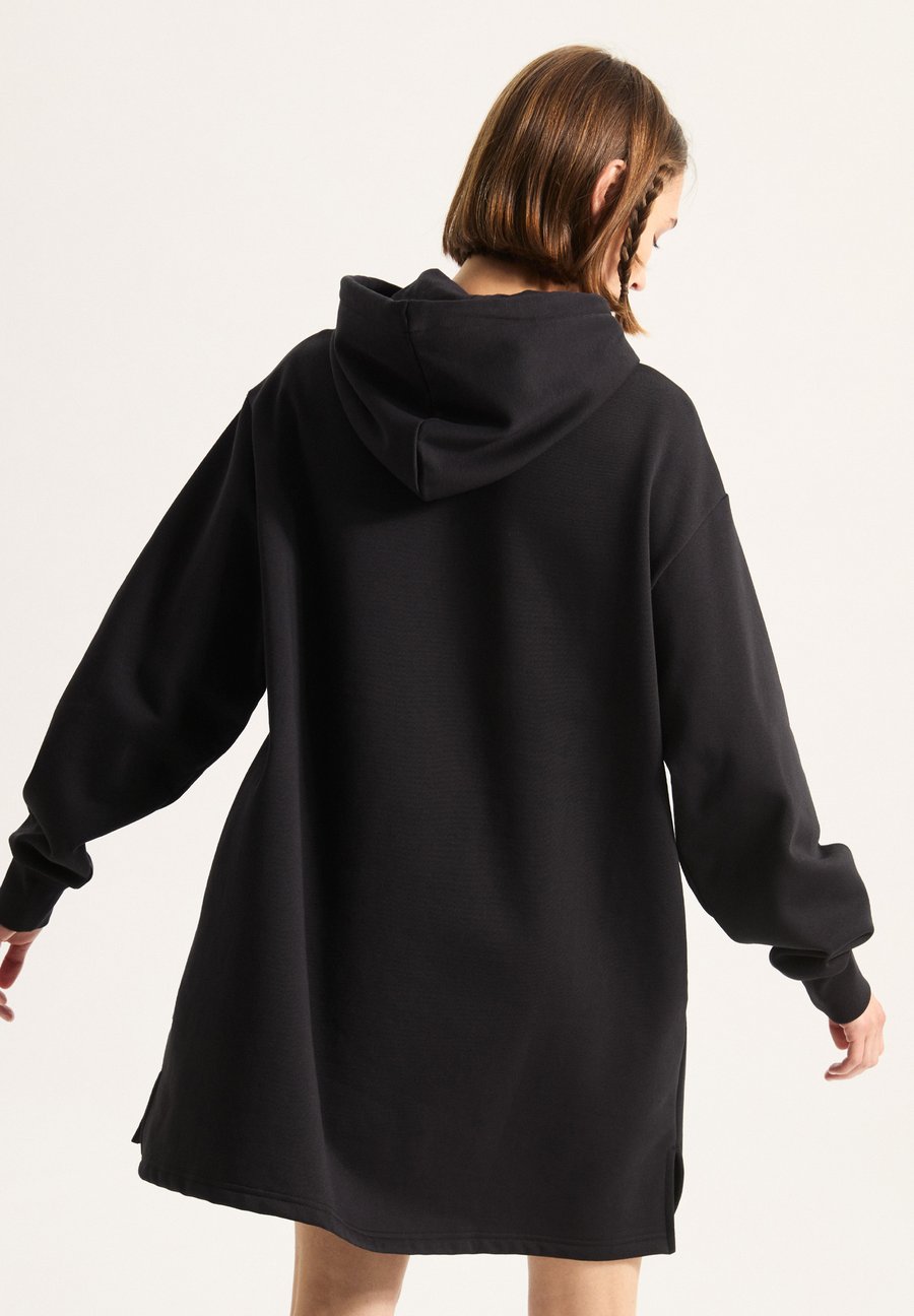 Платье Vans Day dress, Black
Платье Vans Day dress, Black