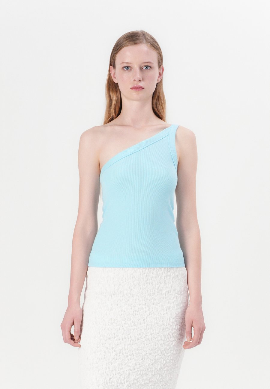 Топ Abercrombie & Fitch BARE TANK, Light Blue
Топ Abercrombie & Fitch BARE TANK, Light Blue