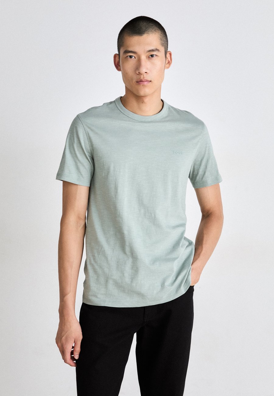 Футболка BOSS TEGOOD, Open Green/Green
Футболка BOSS TEGOOD, Open Green/Green
