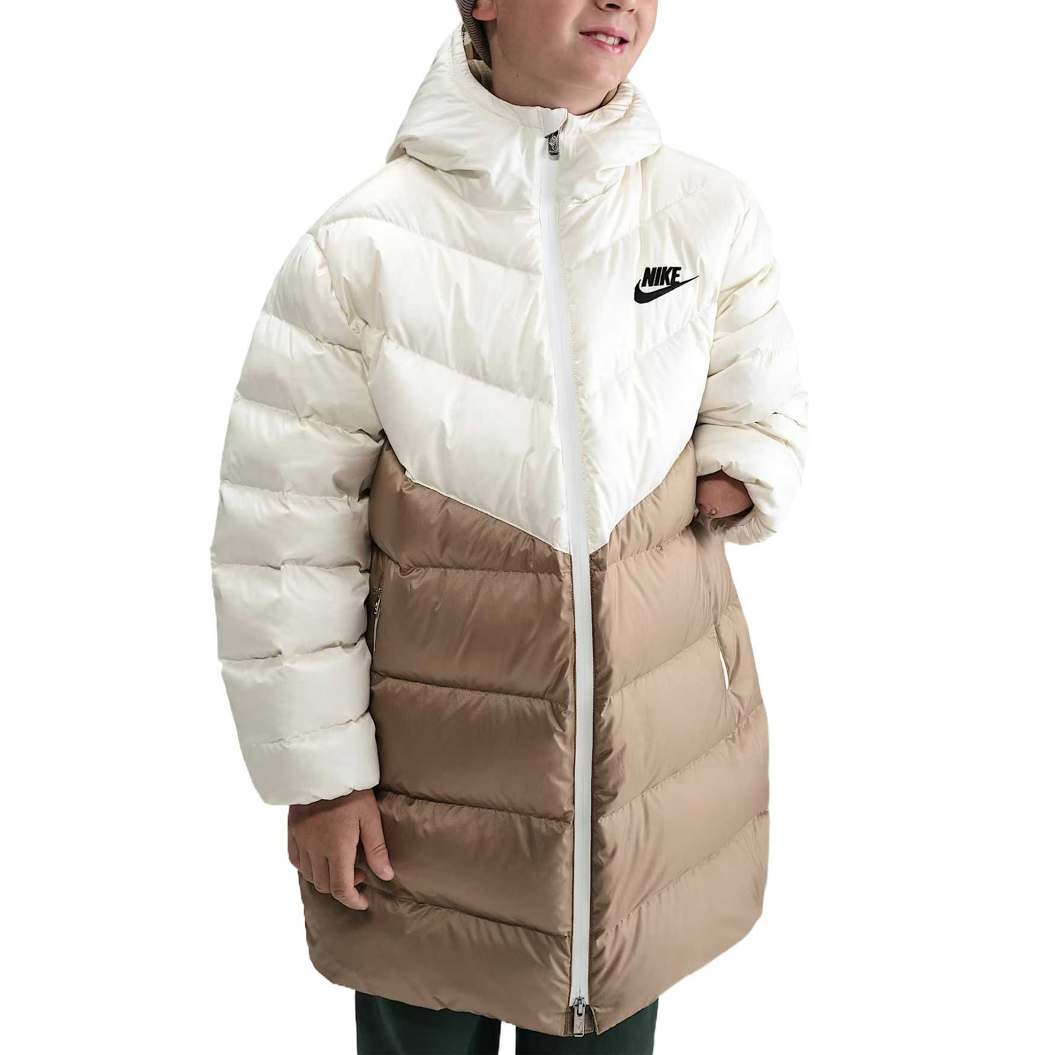 Детская пуховая куртка Nike, белый
Детская пуховая куртка Nike, белый