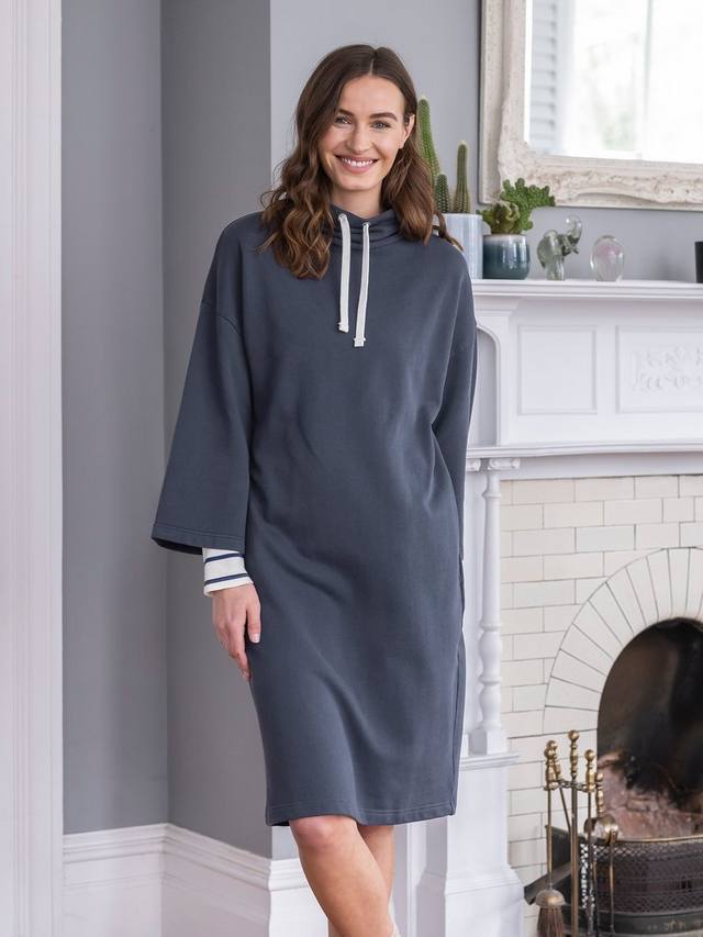 Платье-свитер с воронкообразным вырезом Celtic & Co., темно-синий
Платье-свитер с воронкообразным вырезом Celtic & Co., темно-синий