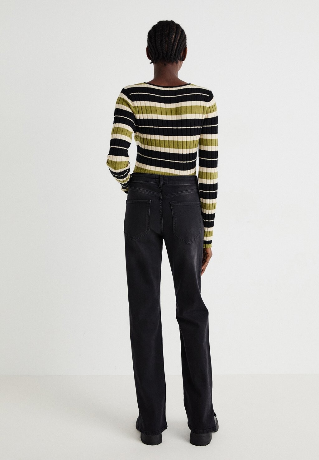 Джинсы прямого кроя ONLBILLIE SLIT ONLY, черный деним
Джинсы прямого кроя ONLBILLIE SLIT ONLY, черный деним