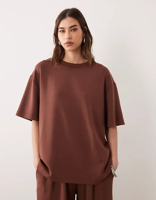 Футболка оверсайз шоколадного цвета из мягкой ткани купро ASOS DESIGN, Коричневый, Футболка оверсайз шоколадного цвета из мягкой ткани купро ASOS DESIGN
Футболка оверсайз шоколадного цвета из мягкой ткани купро ASOS DESIGN, Коричневый, Футболка оверсайз шоколадного цвета из мягкой ткани купро ASOS DESIGN