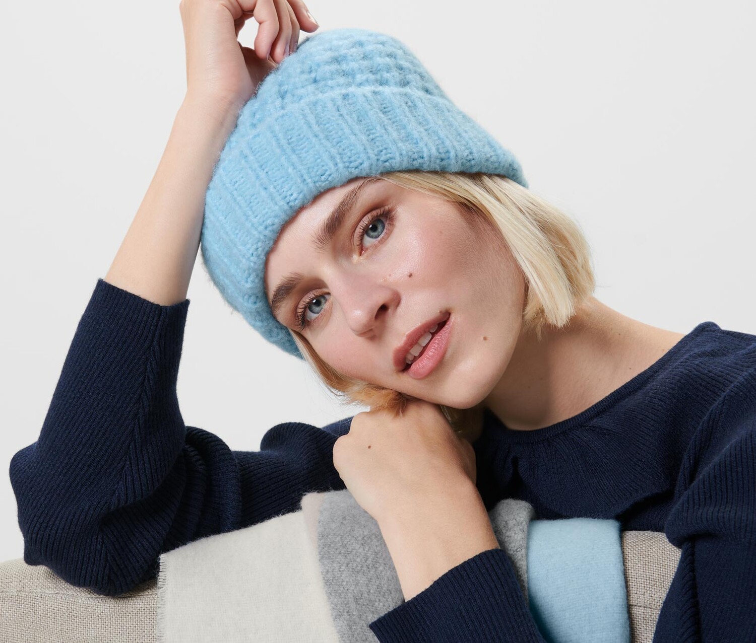 Вязаная шапка Tchibo, светло-голубой крапчатый
Вязаная шапка Tchibo, светло-голубой крапчатый