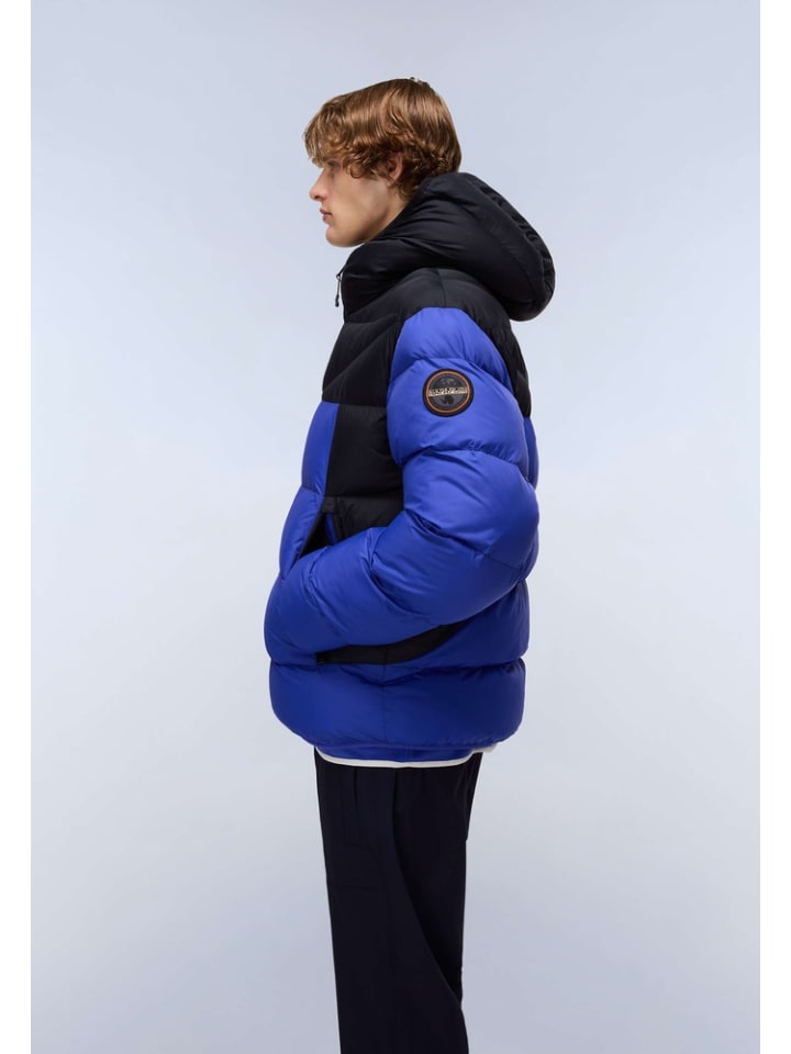 Функциональная куртка "A-Molveno Hood" зеленого цвета Napapijri
Функциональная куртка "A-Molveno Hood" зеленого цвета Napapijri